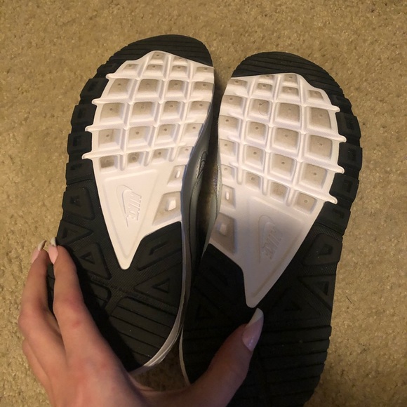 Nike Air Max - Picture 4 of 5